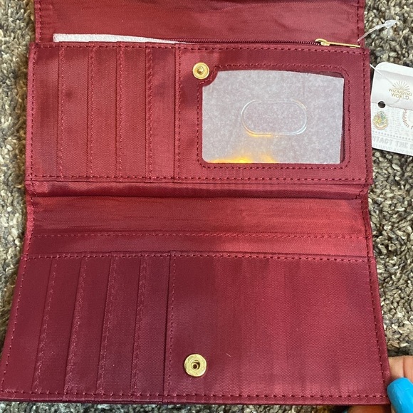 Harry Potter Hogwarts Express Wallet NWT Black Maroon Gold Train - Picture 5 of 6